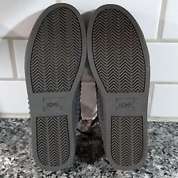 Toms Gray Suede Woven Lace Up Shoes. Sz 6 - Picture 6 of 10